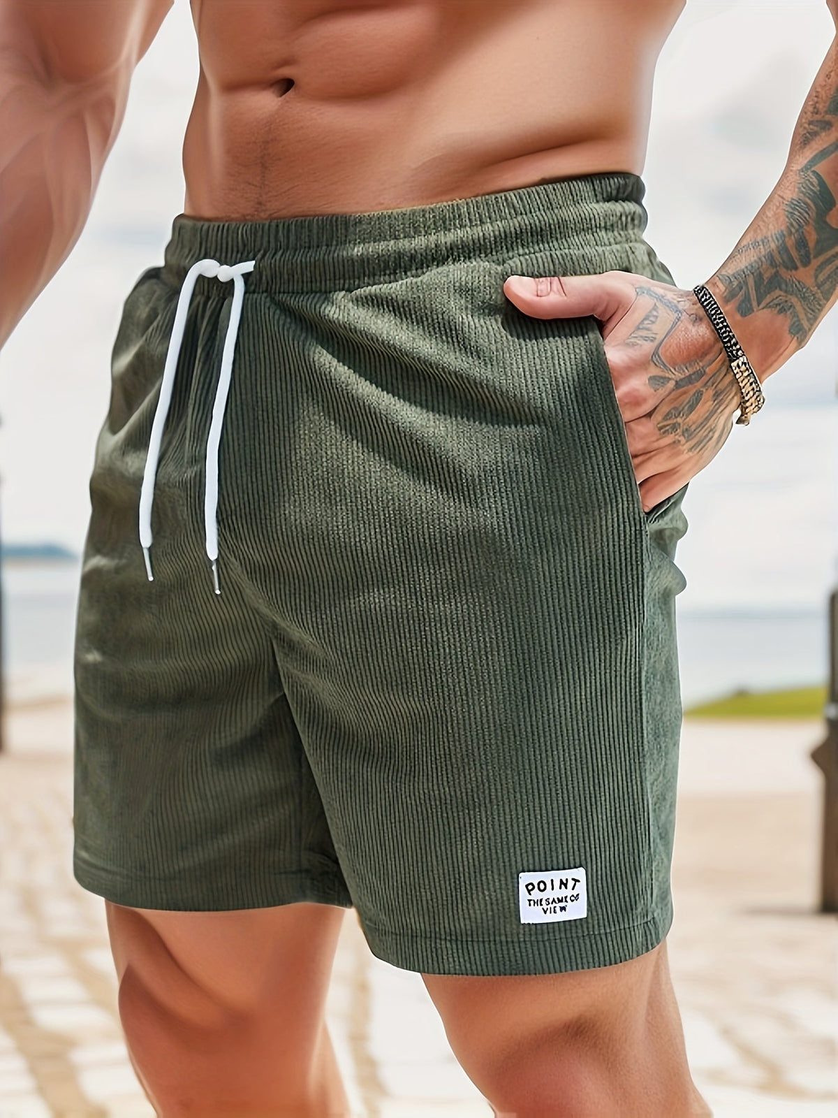 SCHLANKE ZUGBAND-KURZHOSE FÜR HERREN