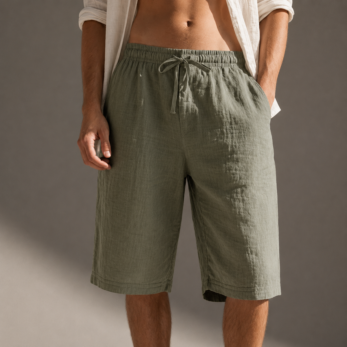 LOCKERE ZIEHKORDEL-SHORTS FÜR HERREN