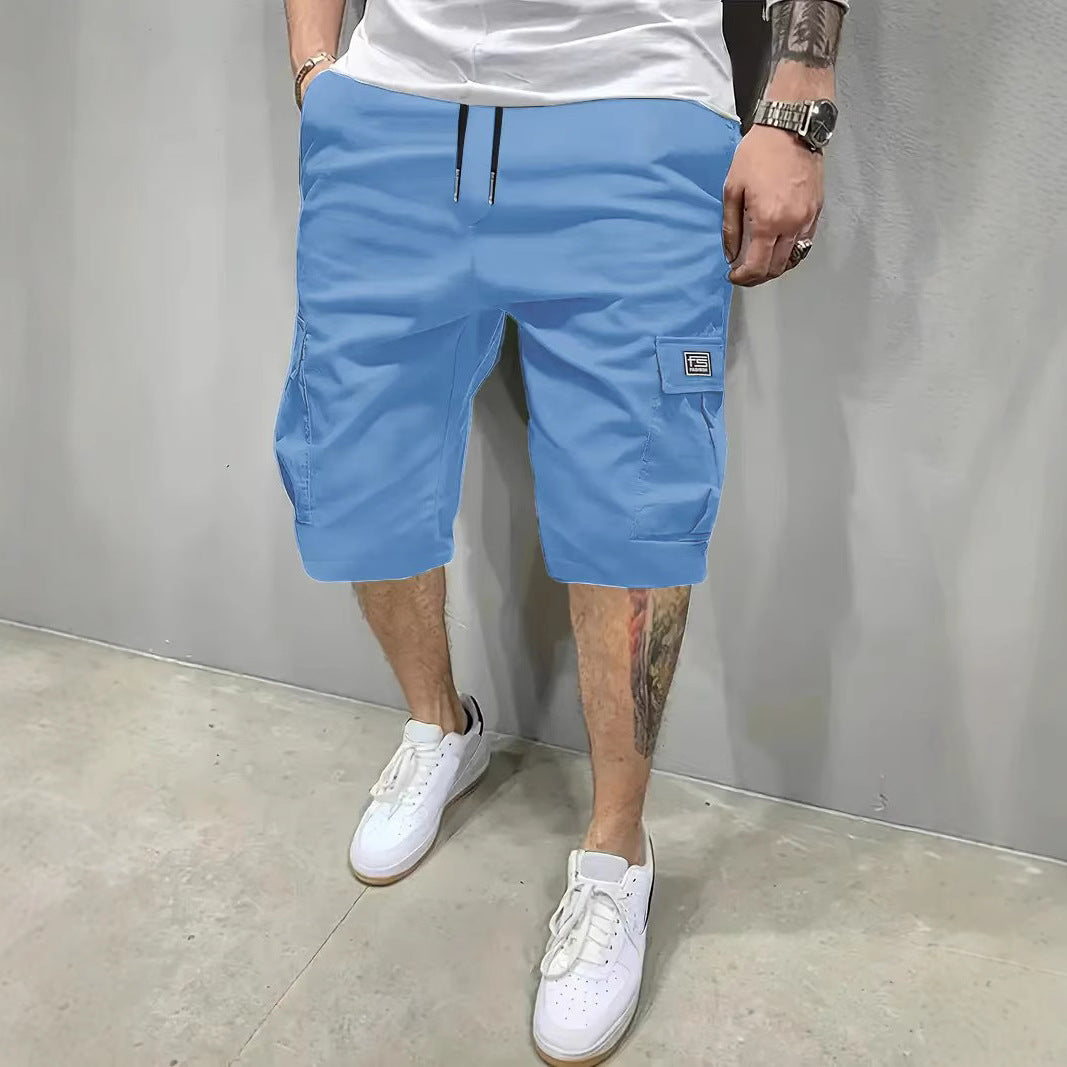 LÄSSIGE CARGO-SHORTS FÜR MÄNNER