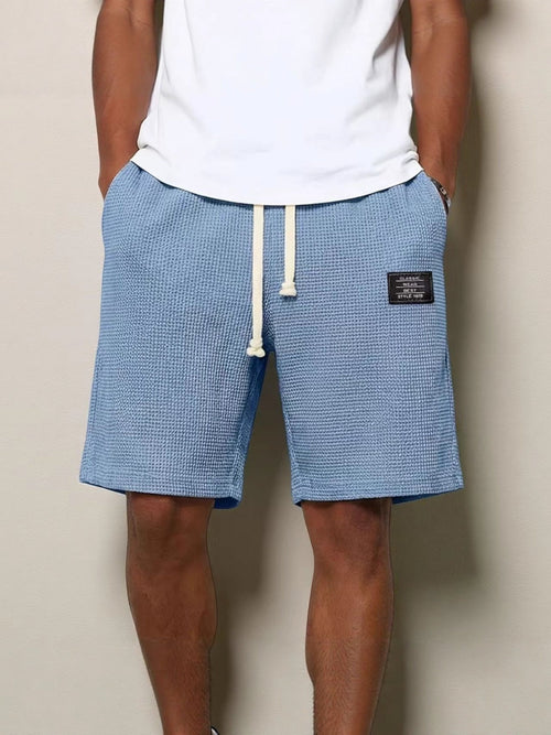 EINFACHE SHORTS FÜR MÄNNER