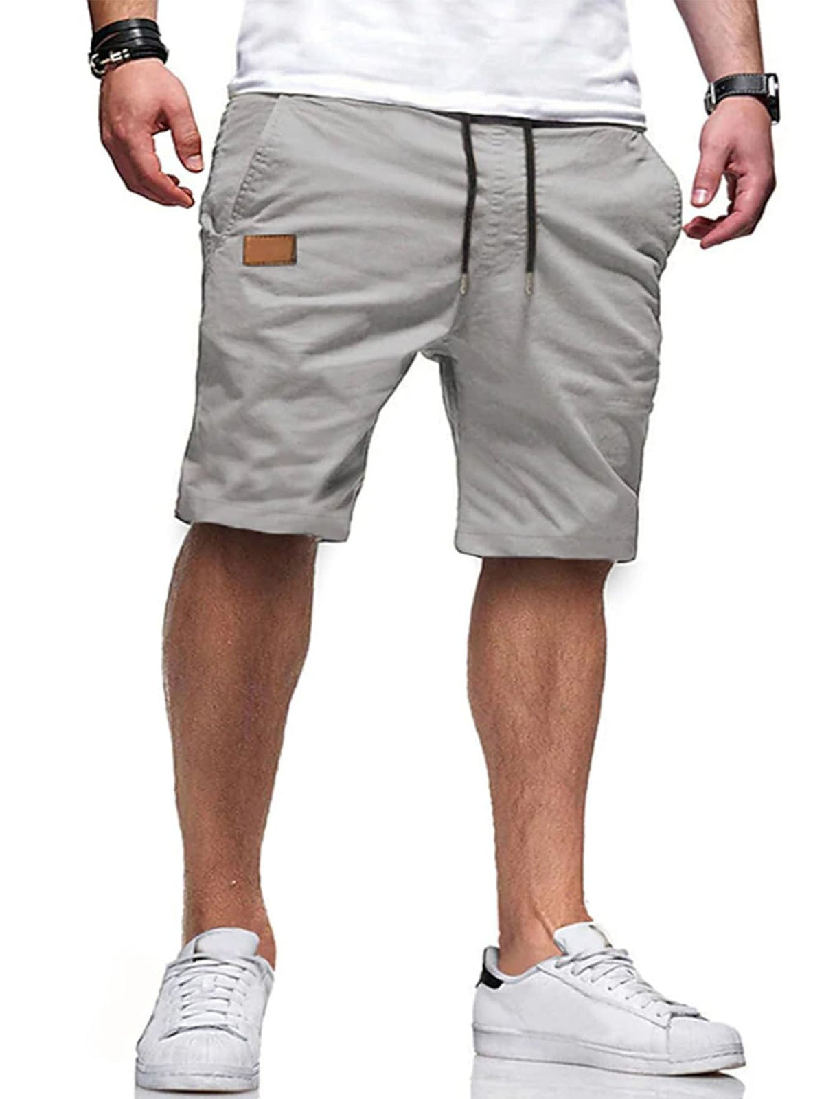 LÄSSIGE CARGO-SHORTS FÜR HERREN