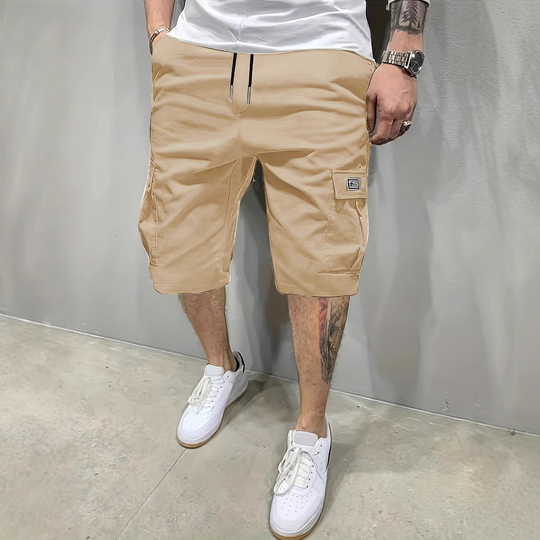 LÄSSIGE CARGO-SHORTS FÜR MÄNNER