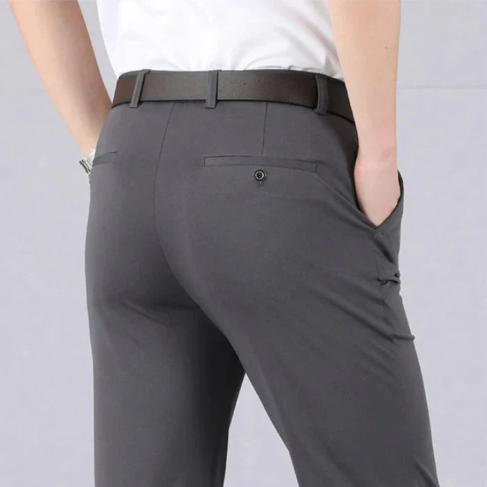 STRETCH FIT HOSEN FÜR HERREN