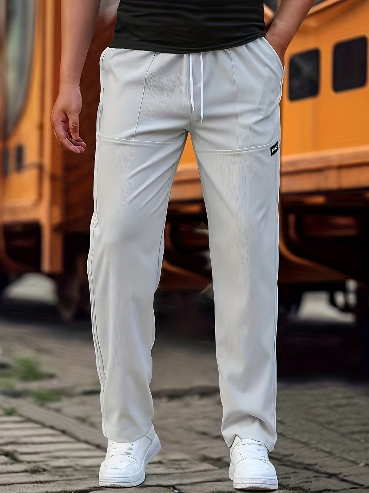 REGULÄRE STRETCHHOSE FÜR HERREN