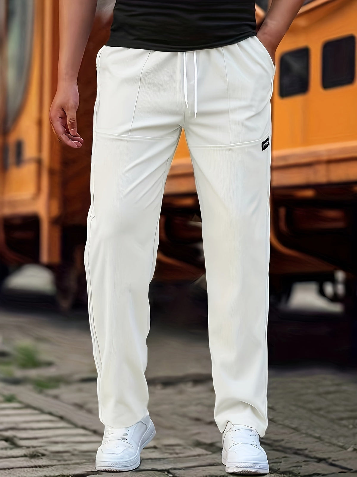 REGULÄRE STRETCHHOSE FÜR HERREN