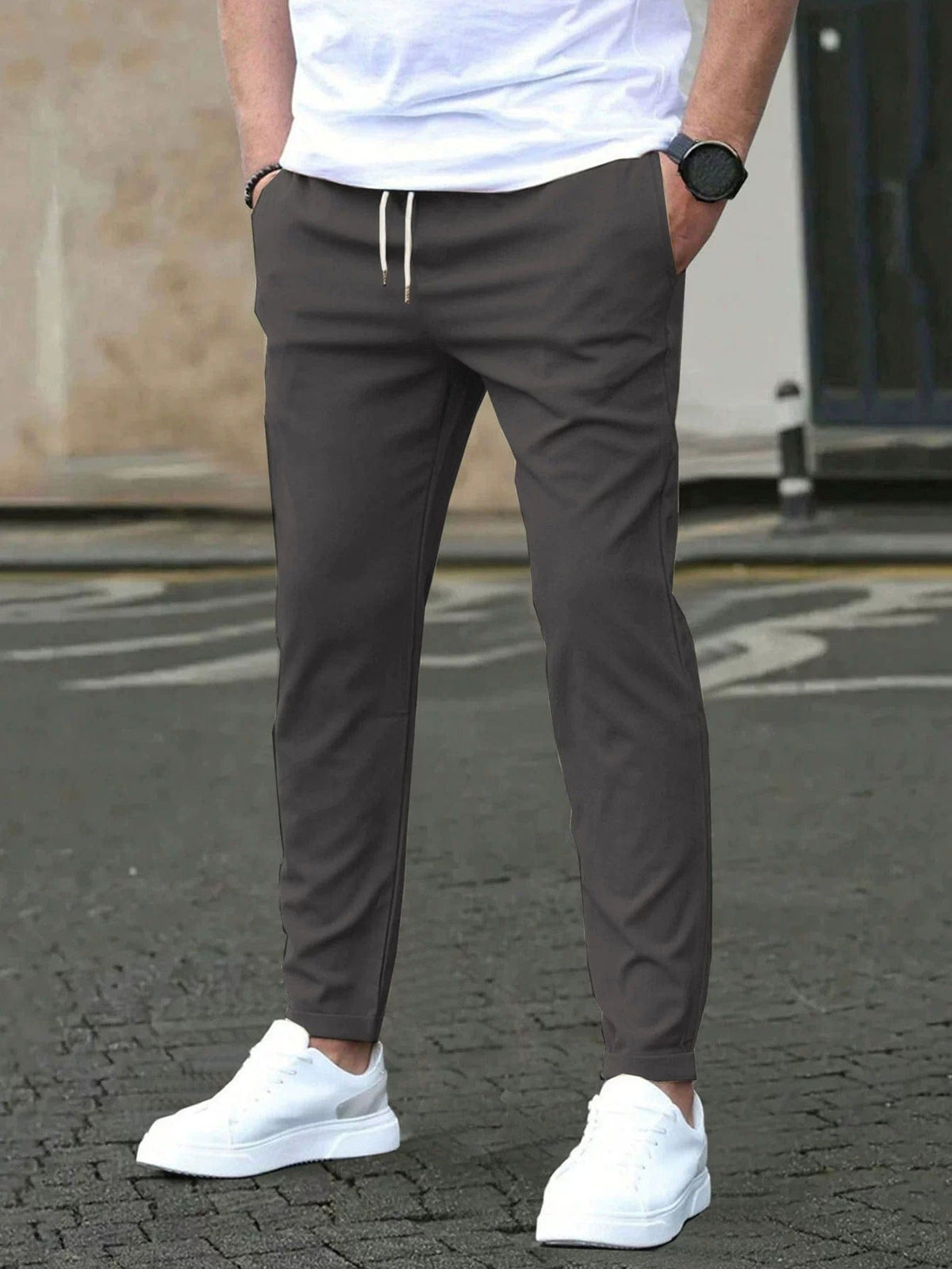 STRETCH TAPERED HOSEN FÜR MÄNNER