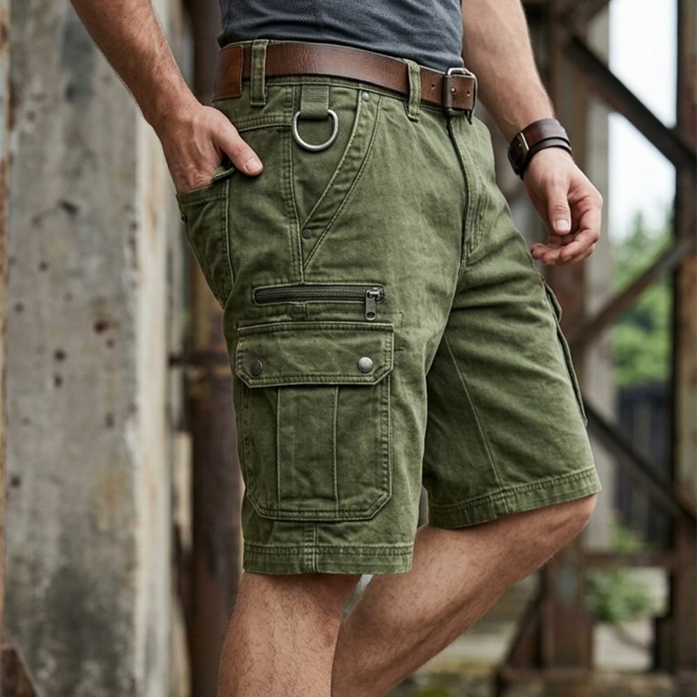 FUNKTIONALE CARGO-SHORTS FÜR HERREN