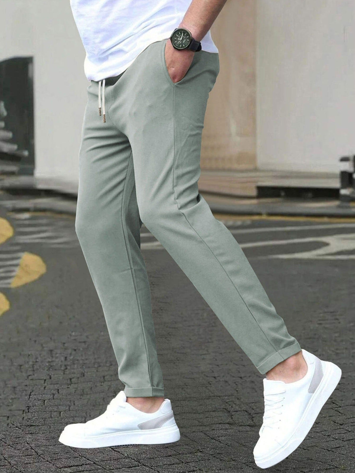 STRETCH TAPERED HOSEN FÜR MÄNNER