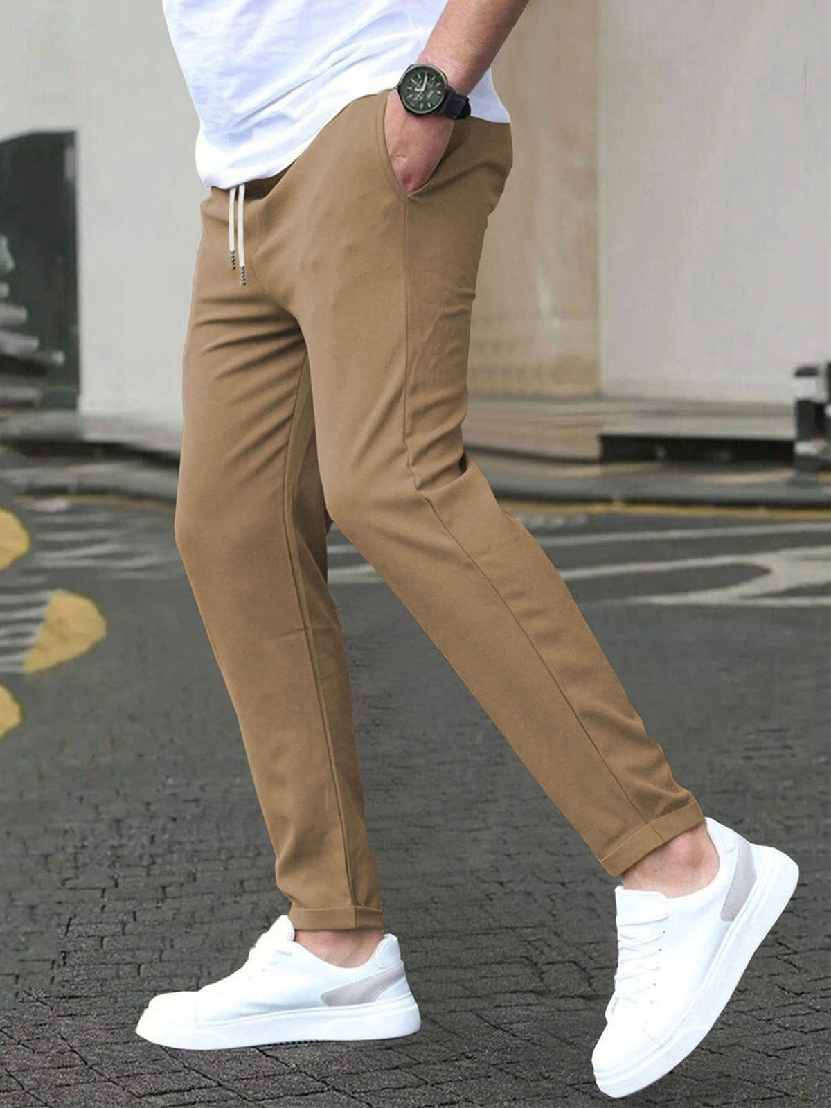 STRETCH TAPERED HOSEN FÜR MÄNNER
