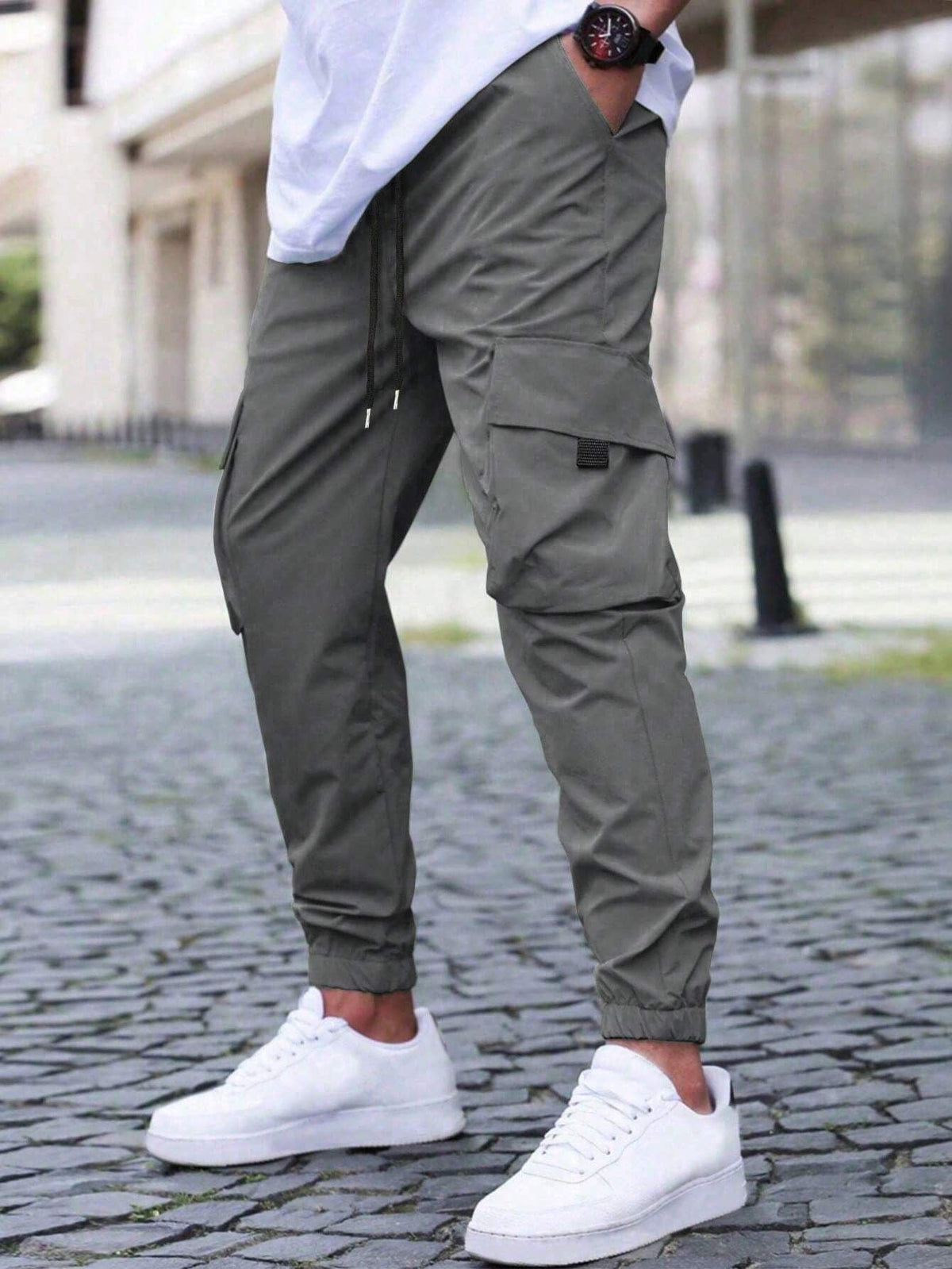 Men's Cuffed Cargo Jogger Trousers