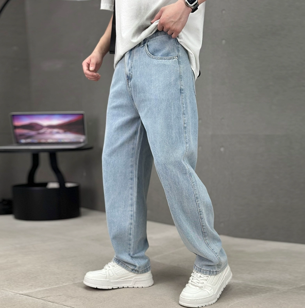 Men's Straight Leg Denim Jeans for Everyday Wear