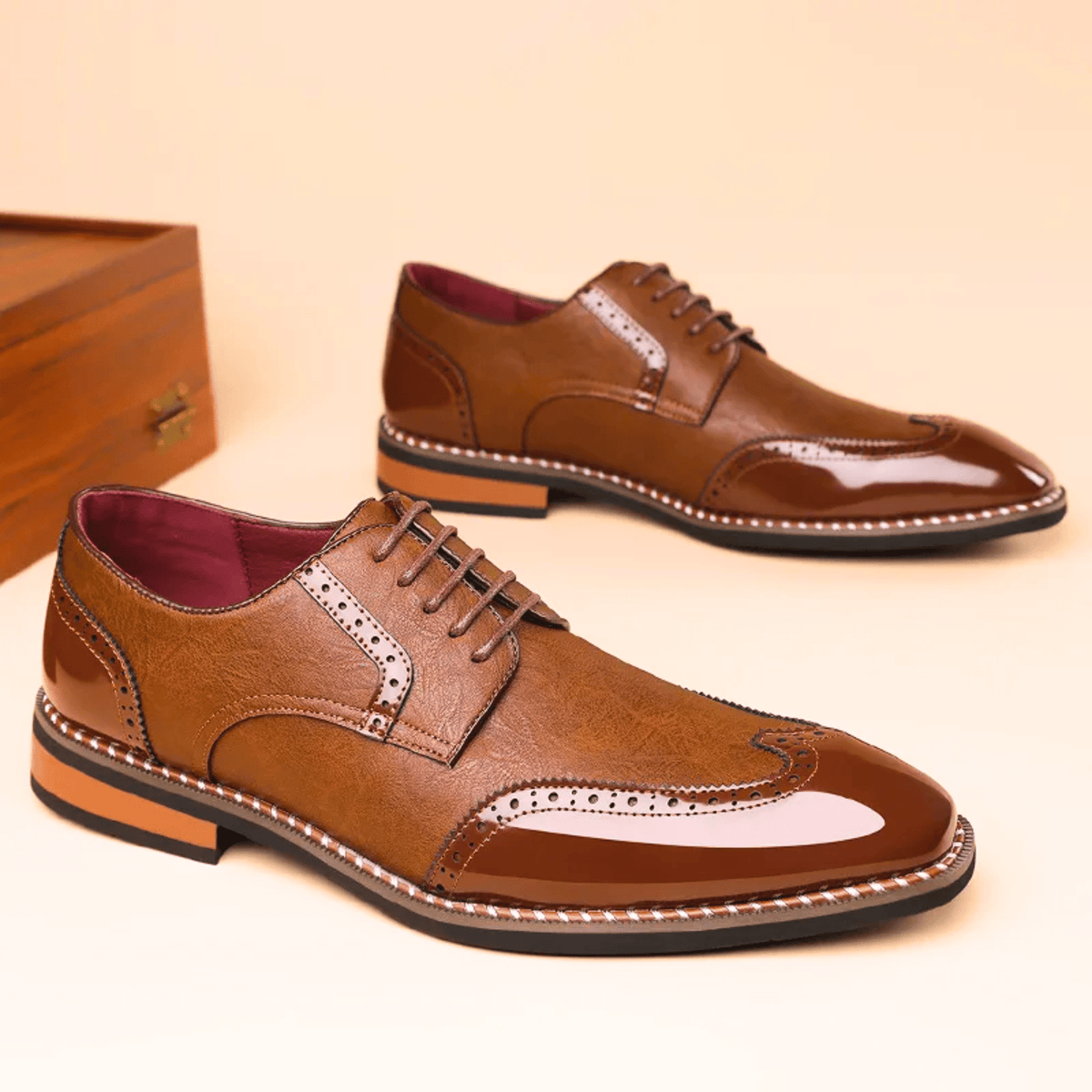 ZWEIFARBIGE SCHUHE FÜR HERREN